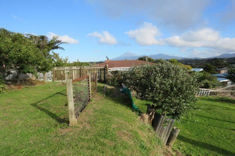Photo of property in 3 Wiremu Place, Blagdon, New Plymouth, 4310