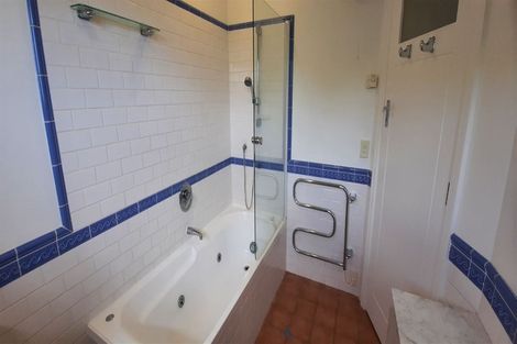 Photo of property in 9 Macmillan Avenue, Cashmere, Christchurch, 8022