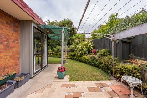 Photo of property in 17a Coates Street, Tawa, Wellington, 5028