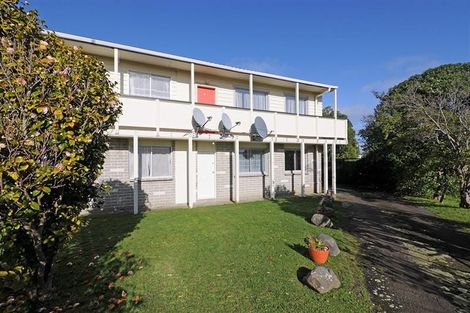 Photo of property in 4/19 Pirie Crescent, Moera, Lower Hutt, 5010
