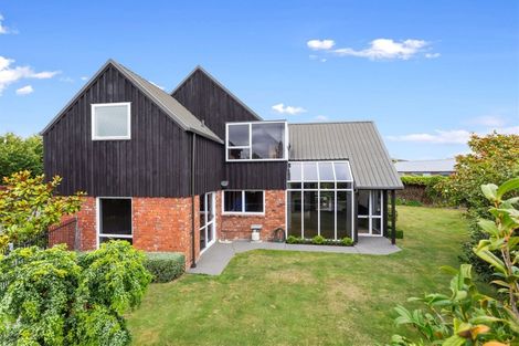 Photo of property in 9 Argo Place, Casebrook, Christchurch, 8051