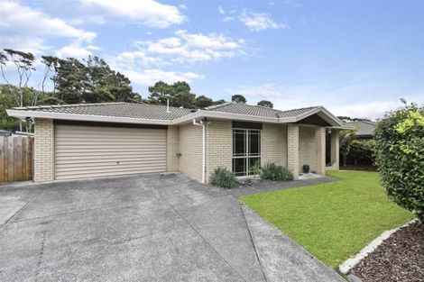 Photo of property in 6 Waimoko Glen, Swanson, Auckland, 0612