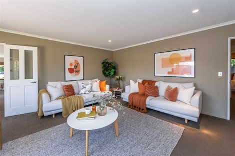 Photo of property in 8 Springside Place, Redwood, Christchurch, 8051