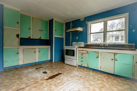 Photo of property in 32 Charles Street, Te Kamo, Whangarei, 0112