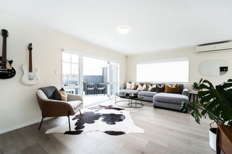 Photo of property in 35a Stanley Avenue, Milford, Auckland, 0620