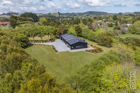 Photo of property in 69a Waikoukou Valley Road, Waimauku, 0882