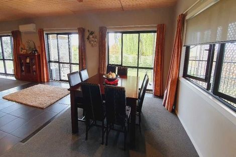 Photo of property in 15 Lake View Road, Waipukurau, 4200