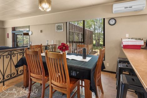 Photo of property in 1610 Paparoa-oakleigh Road, Taipuha, Paparoa, 0571