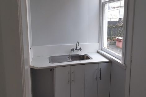 Photo of property in 76 Tinakori Road, Thorndon, Wellington, 6011