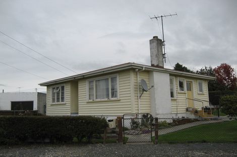 Photo of property in 3 Telfer Street, Balclutha, 9230