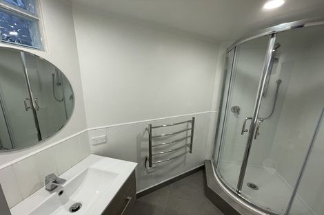 Photo of property in 2 Aotearoa Terrace, Murrays Bay, Auckland, 0630