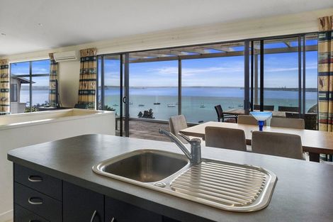 Photo of property in 83 Harbour View Road, Omokoroa, 3114