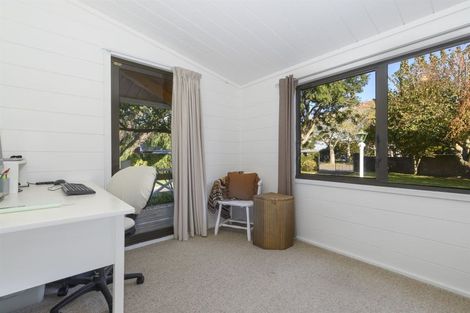 Photo of property in 17 Idesia Grove, Matua, Tauranga, 3110