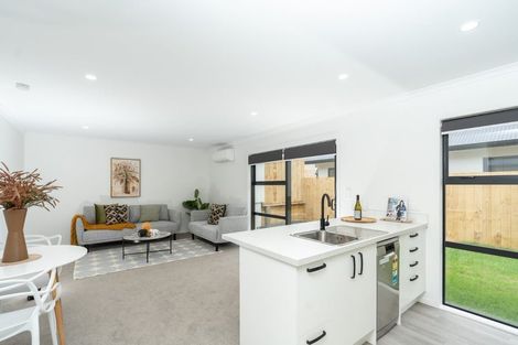 Photo of property in 2/6 Garrick Place, Beerescourt, Hamilton, 3200