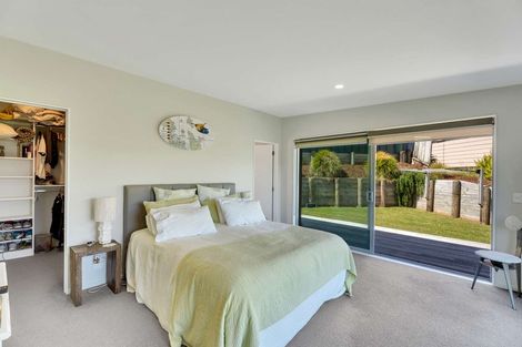 Photo of property in 21 Centennial Drive, Whitianga, 3510