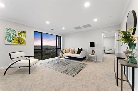 Photo of property in 10 Silverhill Lane, Silverdale, 0932