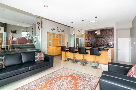 Photo of property in 26 Courtneys, West Harbour, Auckland, 0618