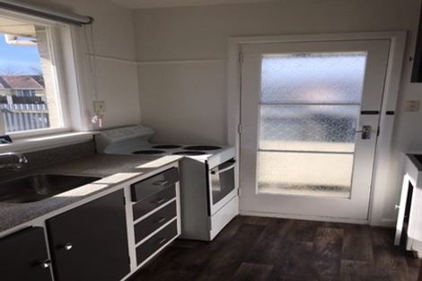 Photo of property in 2/26 Edgeware Road, St Albans, Christchurch, 8014