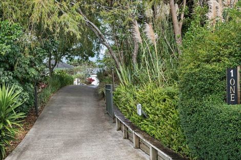 Photo of property in 1 Whangaparaoa Road, Red Beach, 0932