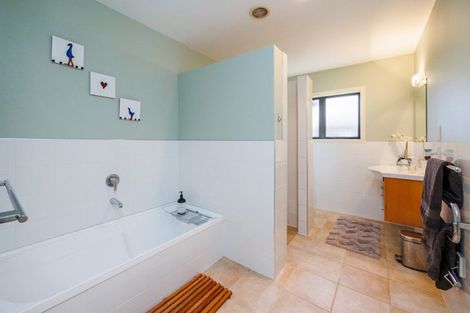 Photo of property in 1329 Rangitikei Line, Newbury, Palmerston North, 4475