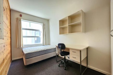 Photo of property in Drummond Street Flats, 1/19 Drummond Street, Mount Cook, Wellington, 6021