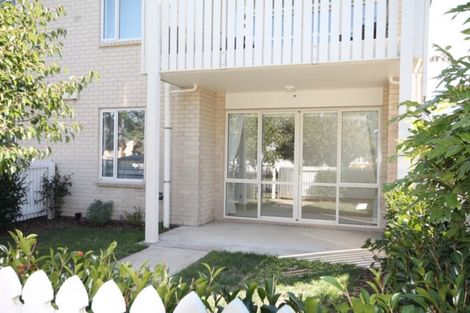 Photo of property in 2/100 Edinburgh Street, Pukekohe, 2120