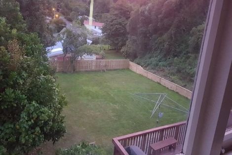 Photo of property in 11 Tui Terrace, Tawa, Wellington, 5028