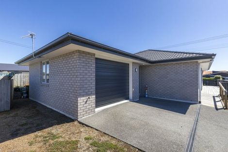 Photo of property in 24c Richmond Street, Waitara, 4320