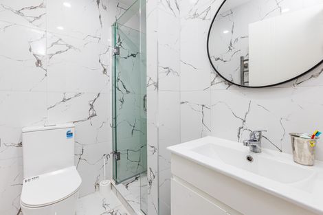 Photo of property in 4c Old Wairoa Road, Papakura, 2110