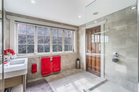 Photo of property in 385 Queens Drive, Windsor, Invercargill, 9810