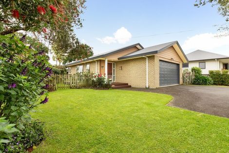 Photo of property in 57 Browning Street, Leamington, Cambridge, 3432