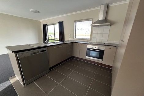 Photo of property in St Claire Village, 228/172 Mcleod Road, Te Atatu South, Auckland, 0610