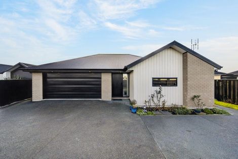 Photo of property in 39 Croydon Street, Woodend, 7610