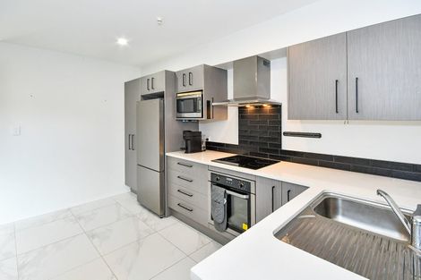 Photo of property in 16 Fort Lincoln Loop, Karaka, Papakura, 2113