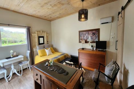 Photo of property in 450 Paremata Road, Pauatahanui, Porirua, 5381