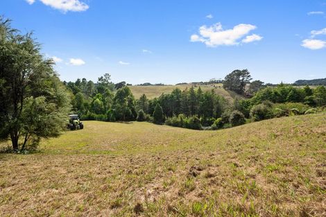 Photo of property in 413 Kanohi Road, Kaukapakapa, 0873