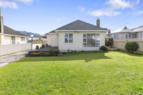 Photo of property in 6 Mckay Street, Wainuiomata, Lower Hutt, 5014