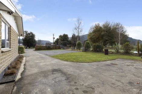 Photo of property in 1112 Queen Charlotte Drive, Linkwater, Picton, 7281