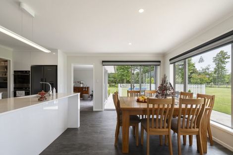 Photo of property in 14 Heatherlea Road West, Levin, 5575