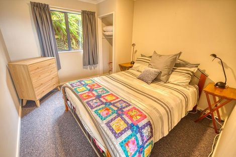 Photo of property in 9 Ranui Place, Moana, 7872