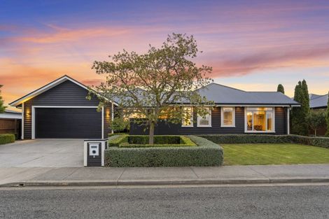 Photo of property in 8 Beech Drive, Rangiora, 7400
