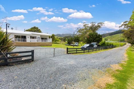 Photo of property in 3135 Kaipara Coast Highway, Glorit, Warkworth, 0984