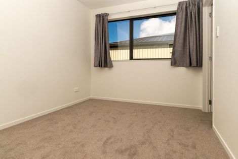 Photo of property in 12/116 Colwill Road, Massey, Auckland, 0614