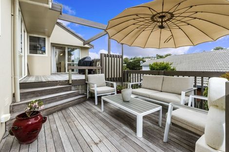 Photo of property in 18 Carnmore Place, Torbay, Auckland, 0630