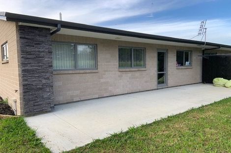 Photo of property in 51-53 Shaw Road, Oratia, Auckland, 0604