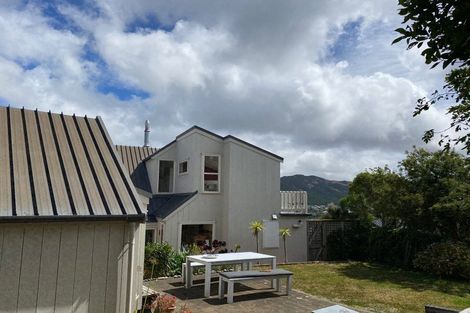 Photo of property in 9 Indira Place, Khandallah, Wellington, 6035