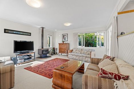 Photo of property in 42 Evelyn Road, Cockle Bay, Auckland, 2014