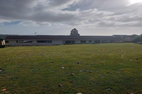 Photo of property in 137 Winara Avenue, Waikanae, 5036