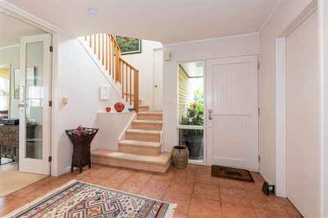 Photo of property in 2/16 Zion Road, Birkenhead, Auckland, 0626