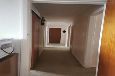 Photo of property in 42 Gibbons Street, Upper Hutt Central, Upper Hutt, 5018